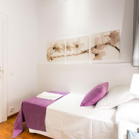 Serennia Apartamentos Ramblas - Placa Catalunya Barcelona Szoba fotó