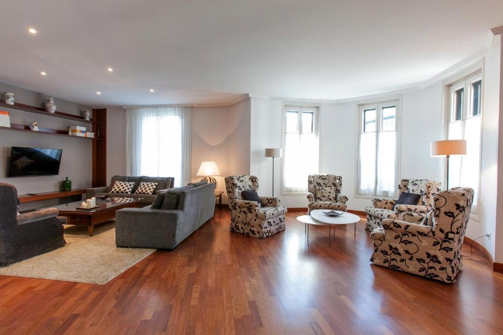 Serennia Apartamentos Ramblas - Placa Catalunya Barcelona Szoba fotó