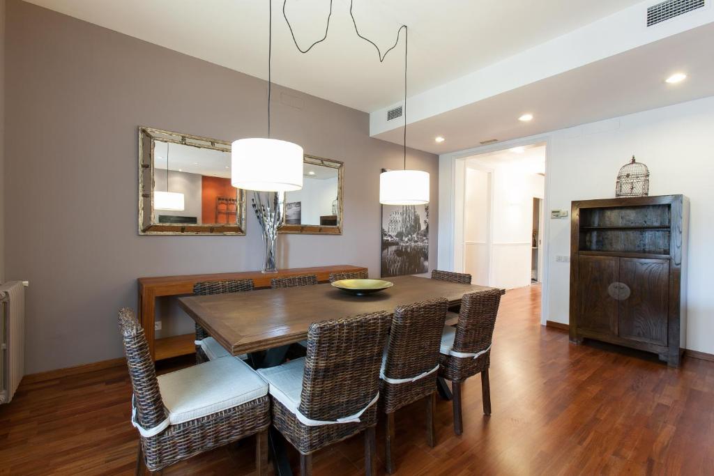 Serennia Apartamentos Ramblas - Placa Catalunya Barcelona Szoba fotó