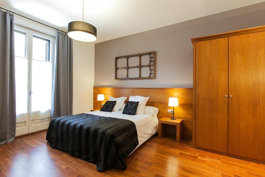 Serennia Apartamentos Ramblas - Placa Catalunya Barcelona Szoba fotó