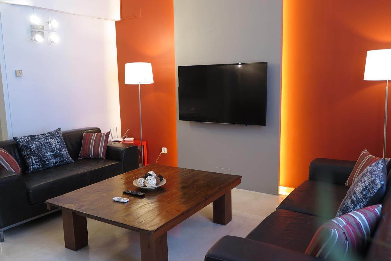 Serennia Apartamentos Ramblas - Placa Catalunya Barcelona Kültér fotó